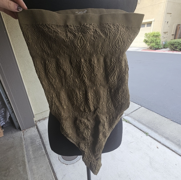 NWT🏷 Urban Outfitters Olive Green Bodysuit - Picture 14 of 14